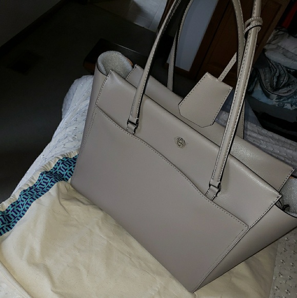 Tory Burch Handbags - Tory burch purse